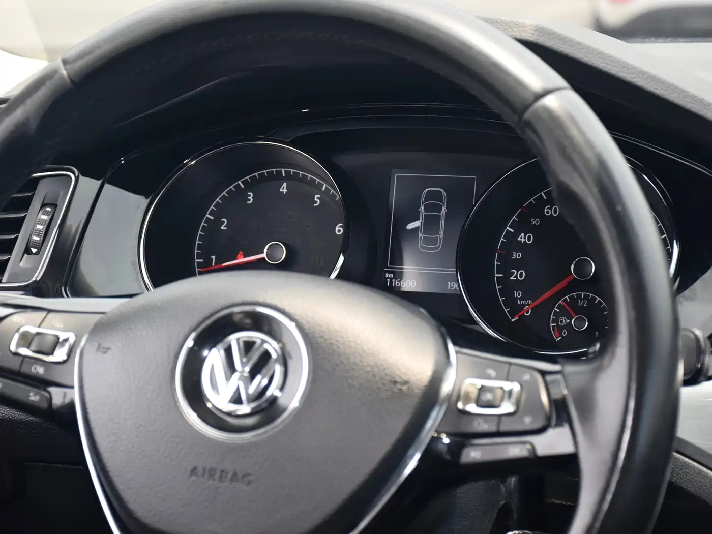 Volkswagen Lamando 2017 280TSI DSG Comfort Edition фото 9