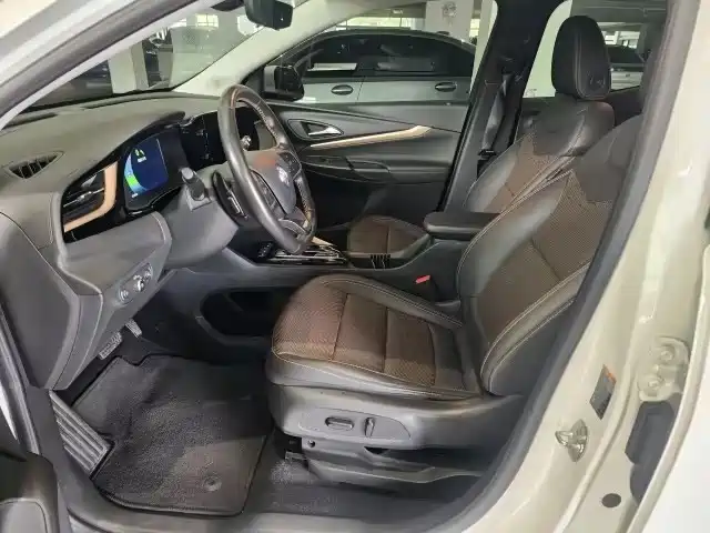 BUICK SLIGHTLY BLUE 7