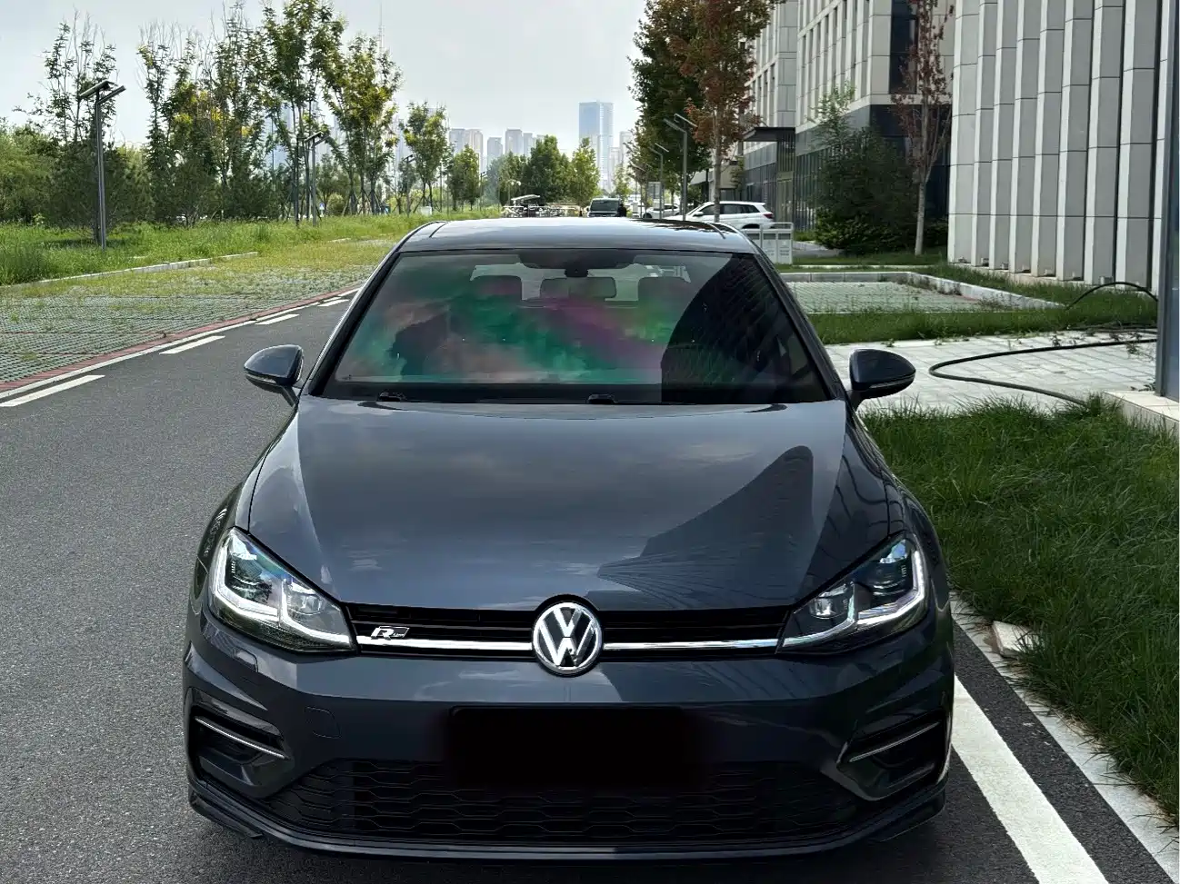 Фото 2 - Volkswagen Golf