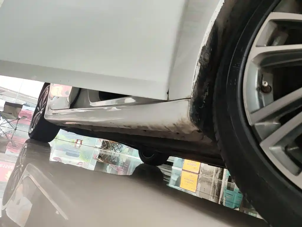 Фото 21 - Roewe i6