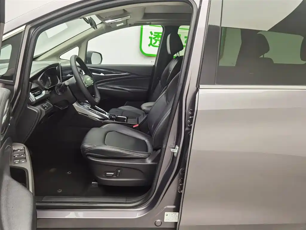 SAIC Maxus Maxus G50 2019 1.5T Automatic Luxury Edition China VI фото 10