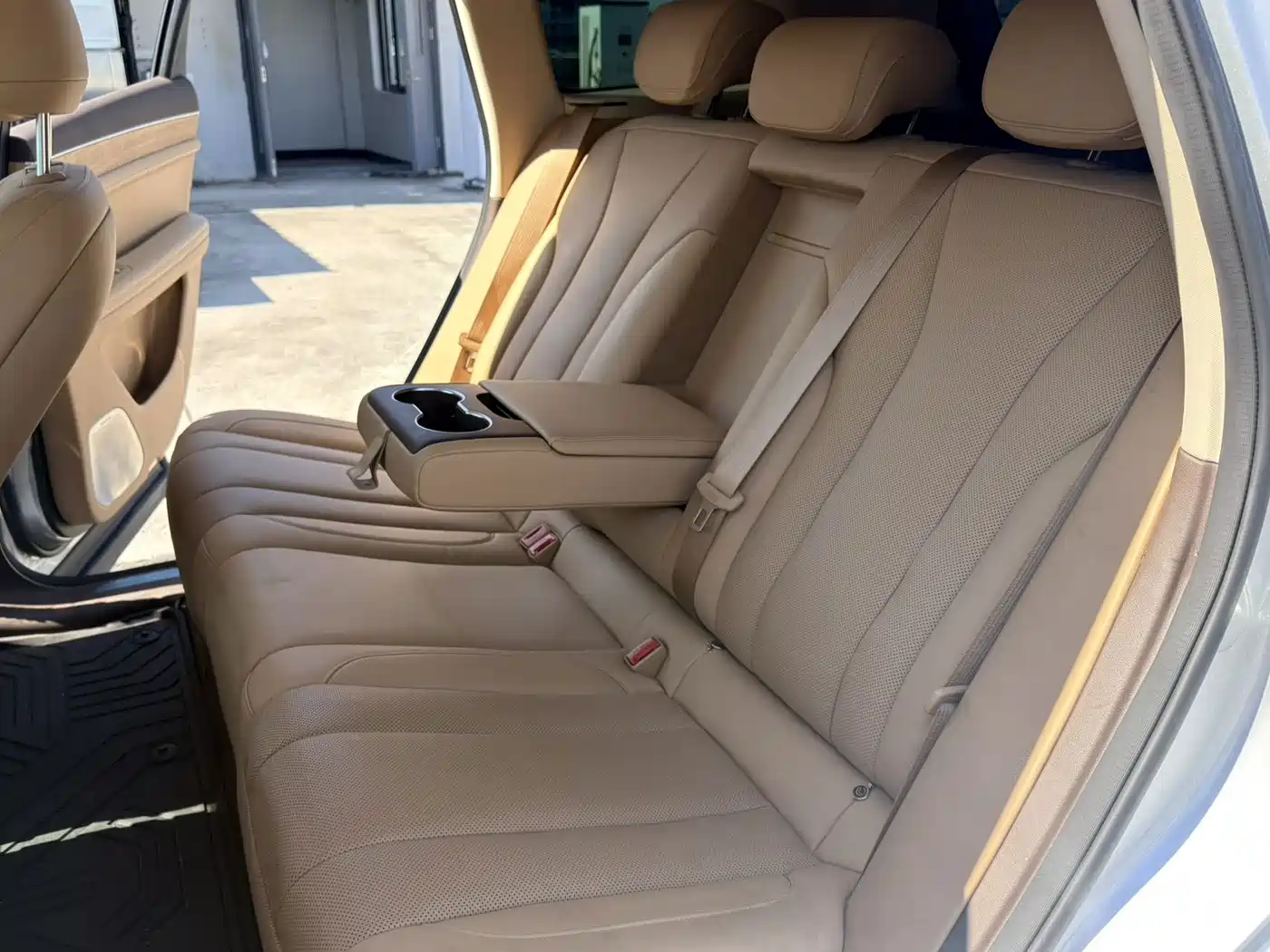 Aito M7 2023 2024 1.5T AWD Plus 5-Seater