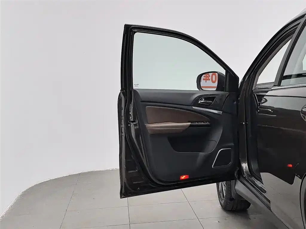 BYD S7 2017 2.0T Auto Luxury фото 8
