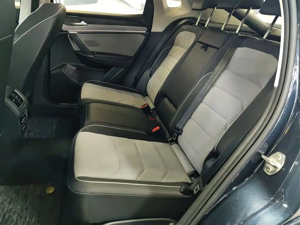 Volkswagen Tayron X 2023 330TSI 2WD Premium High-Performance Edition фото 17