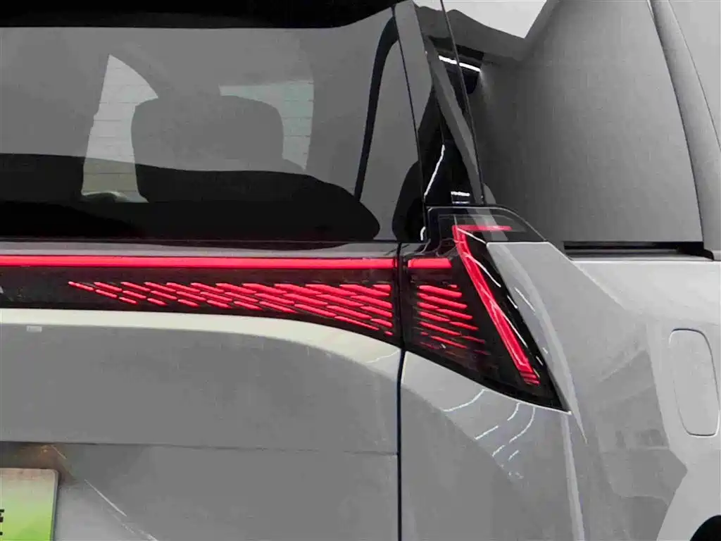 Buick Zhijing Shijia 2025 2026 Model PHEV Base Version