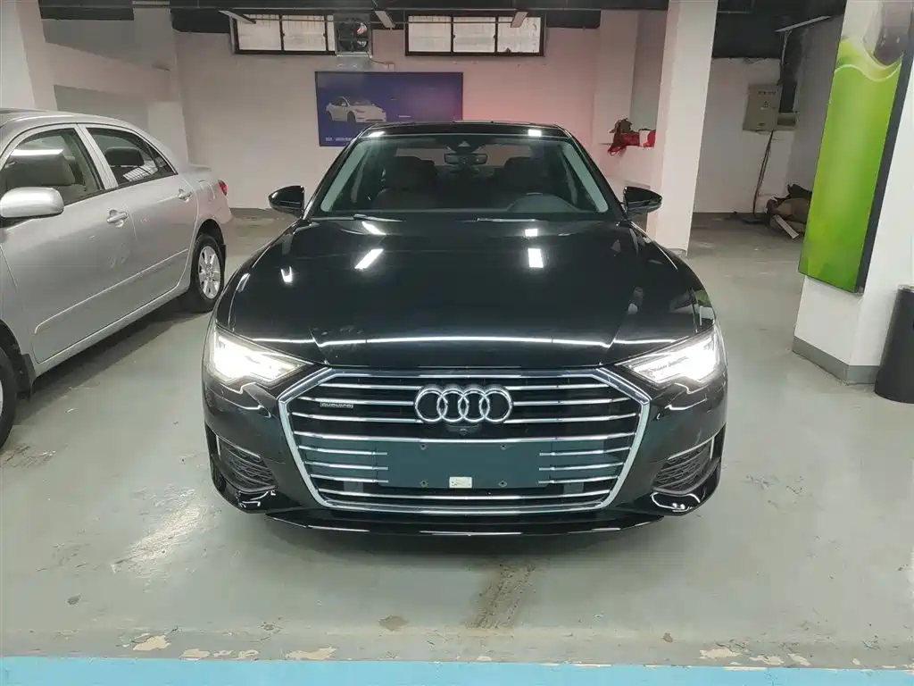 Audi A6L 2019 40 TFSI Luxury Elegance фото 3