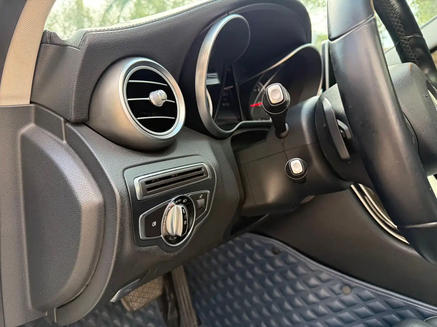 Mercedes-Benz C-Class 2015 C 200 L фото 10