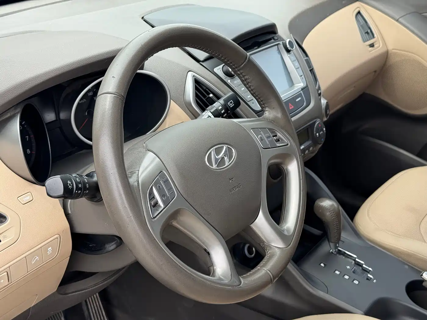 Hyundai Beijing Hyundai ix35 2013 2.0L Auto 2WD Smart GLS China IV фото 8