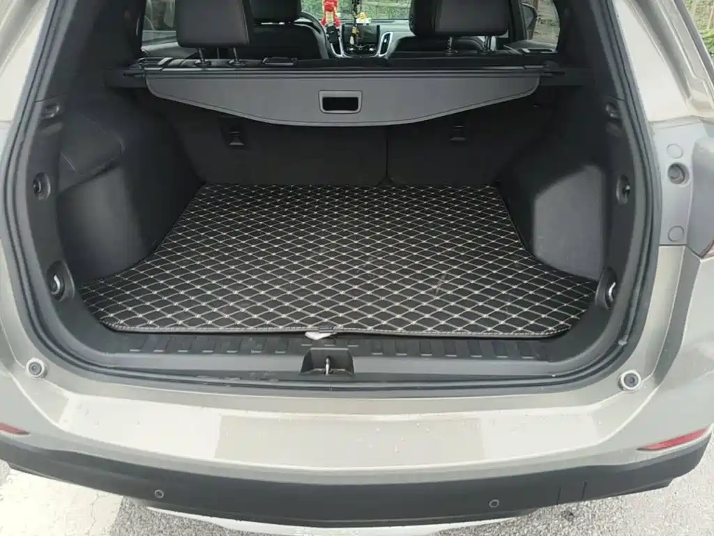 Фото 5 - Chevrolet Equinox