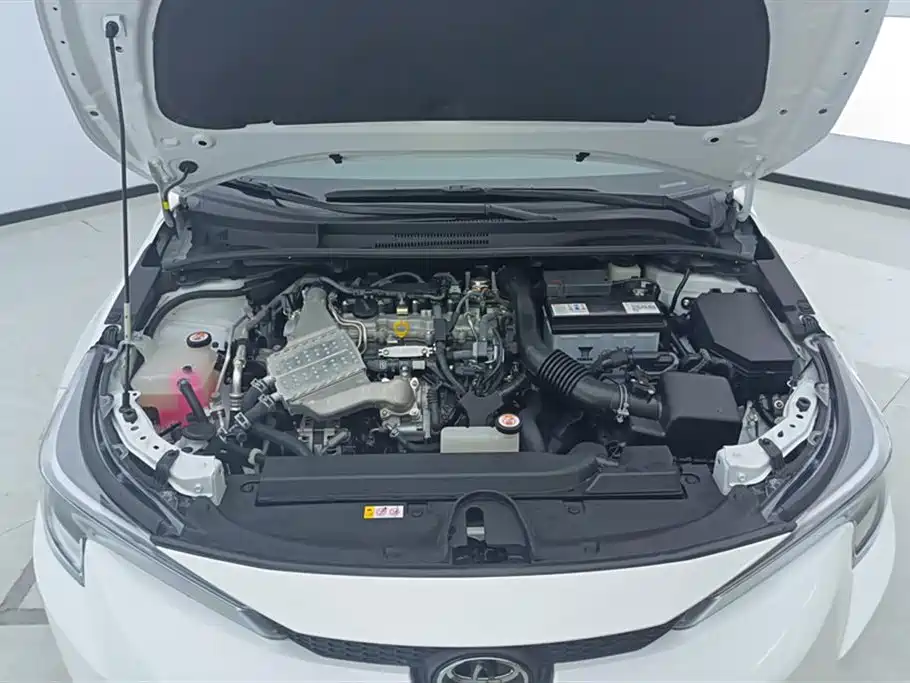 Toyota Levin 2022 185T CVT Luxury Edition фото 10