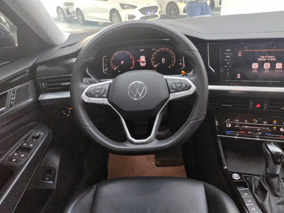 Volkswagen Passat 2022 330TSI Elite Edition фото 15