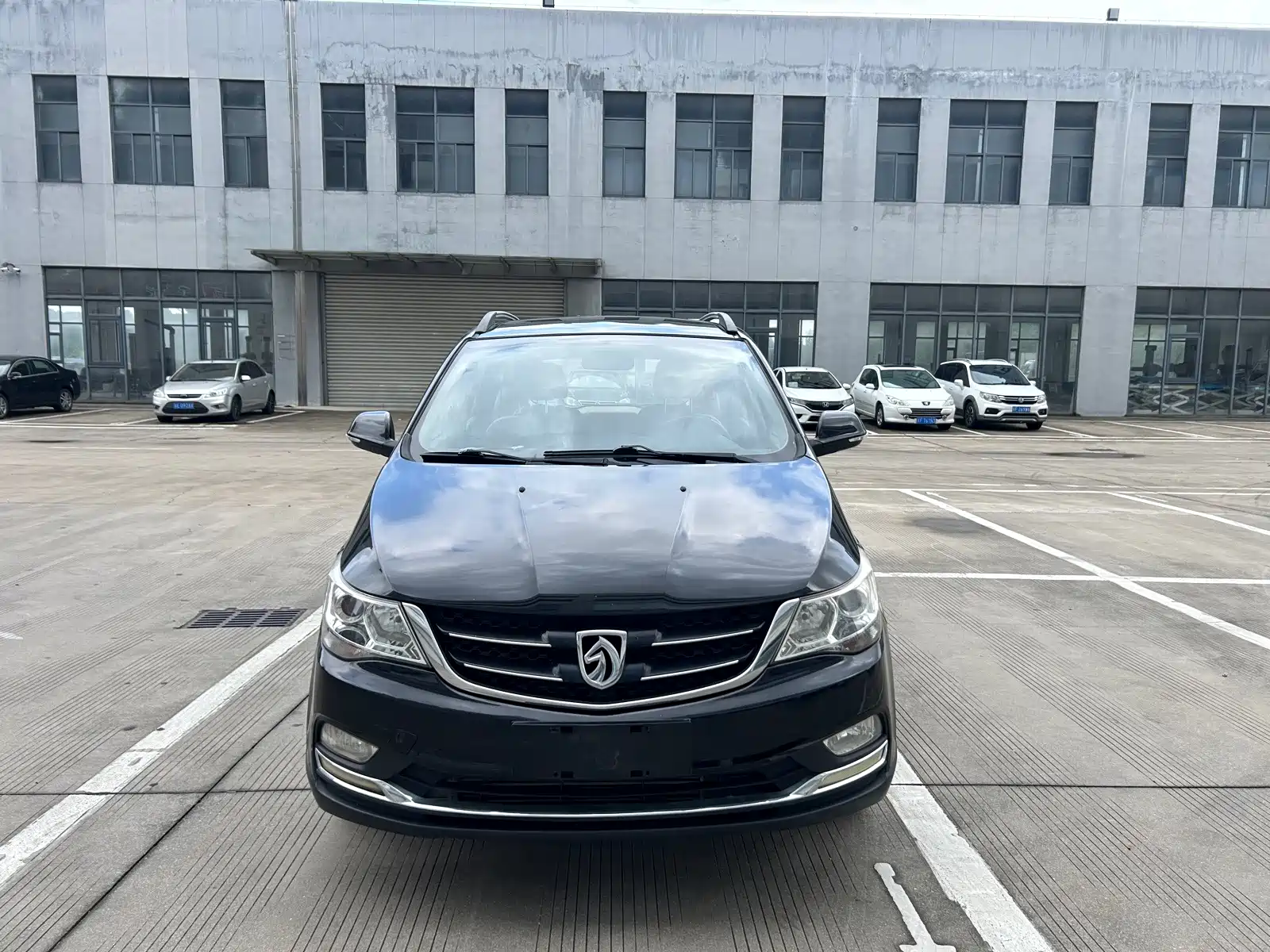 Фото 2 - Baojun 730