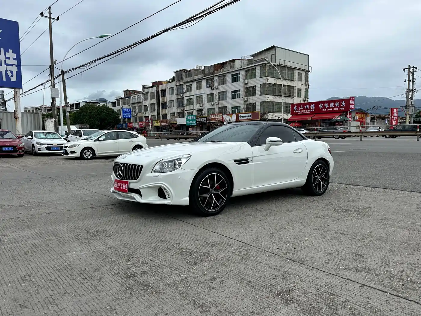 Mercedes-Benz SLK-Class 2012 2011 SLK 200 Luxury Sport
