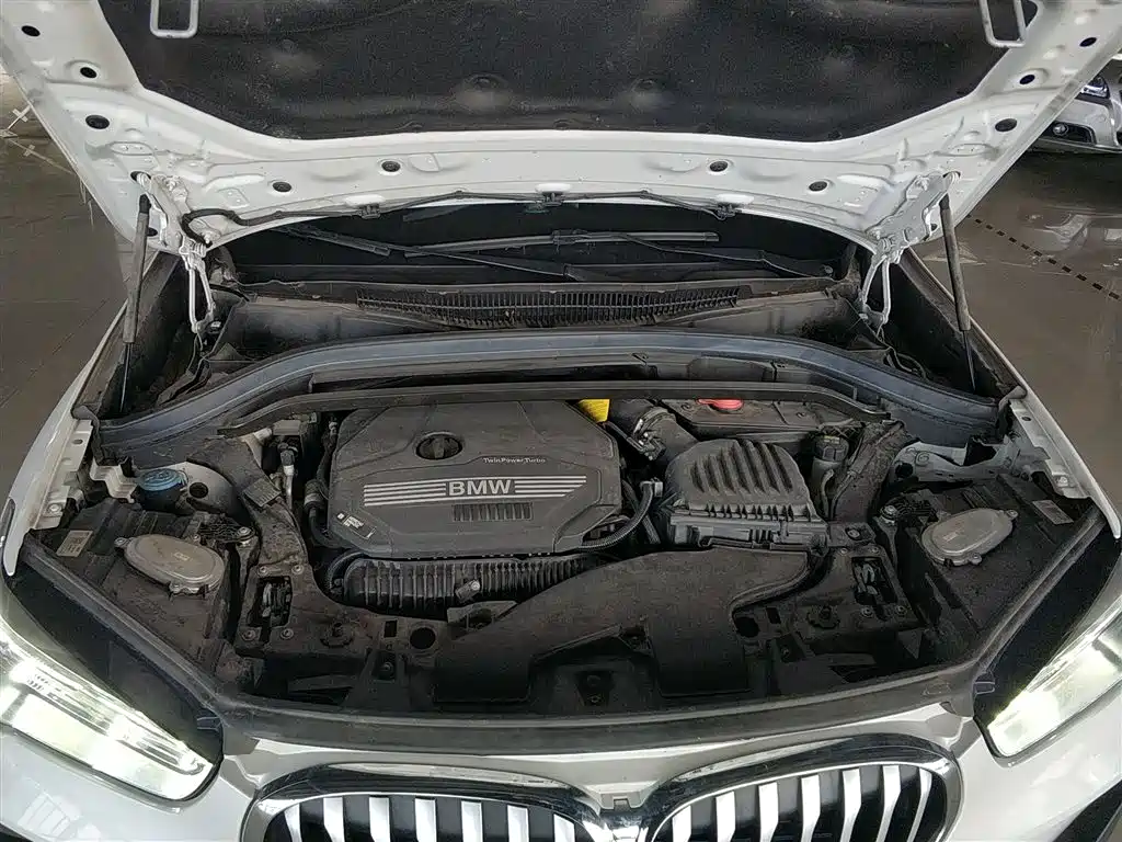 BMW X1 2022 sDrive25Li Leading фото 20