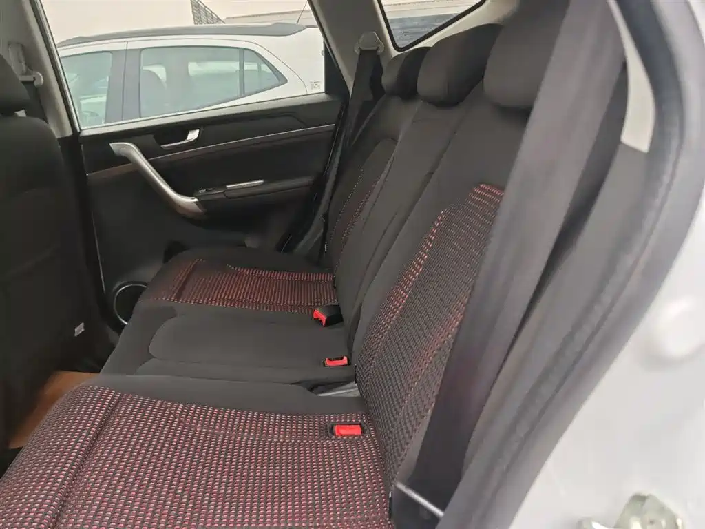 Haval M6 2019 1.5T Manual 2WD Urban Type China VI фото 13