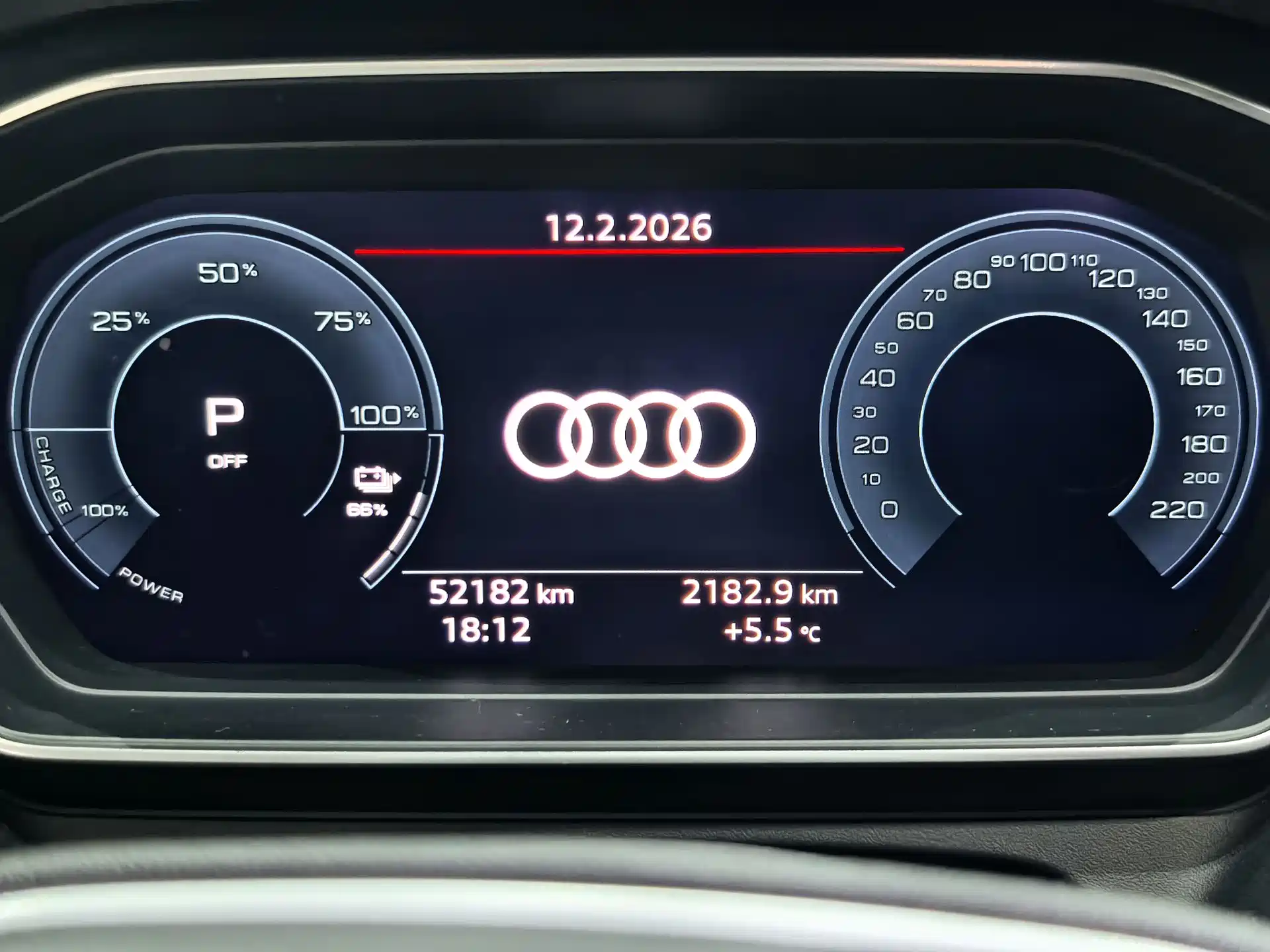 Фото 8 - Audi Q4 e-tron
