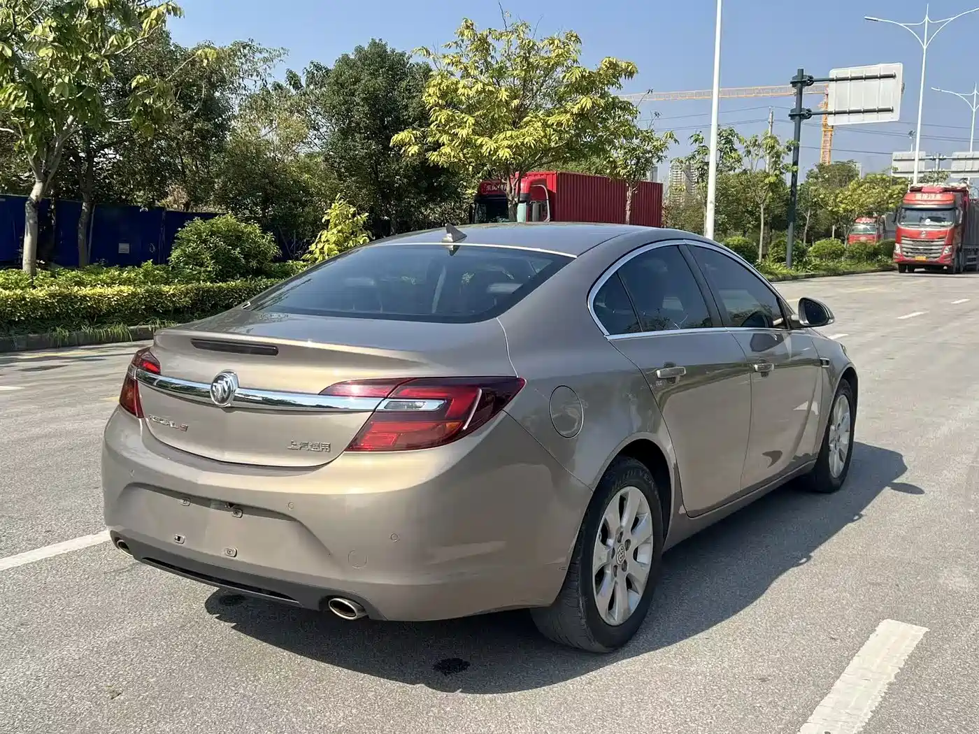 Buick Regal 2015 1.6T Leading Tech Edition фото 7