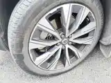 Photo 7 - Volvo V90