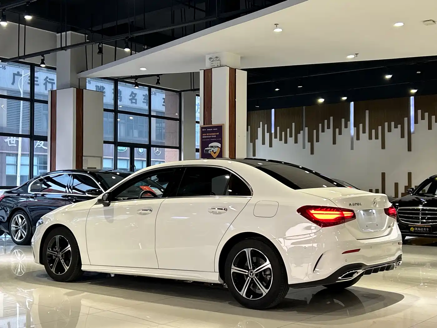 Mercedes-Benz A-Class 2024 Facelift A 200 L Fashion фото 26