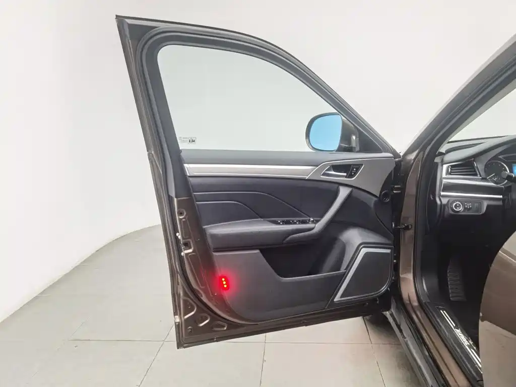 Photo 8 - Haval H7