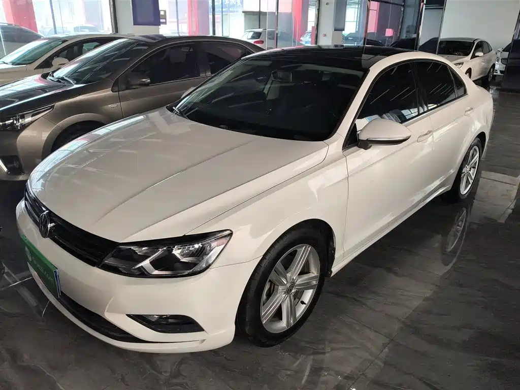Volkswagen Lamando 2015 280TSI DSG Comfort