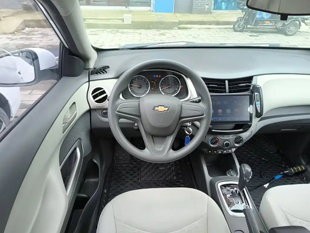 Chevrolet Sail 2017 2015 Sail 3 1.3L AMT Ideal Edition