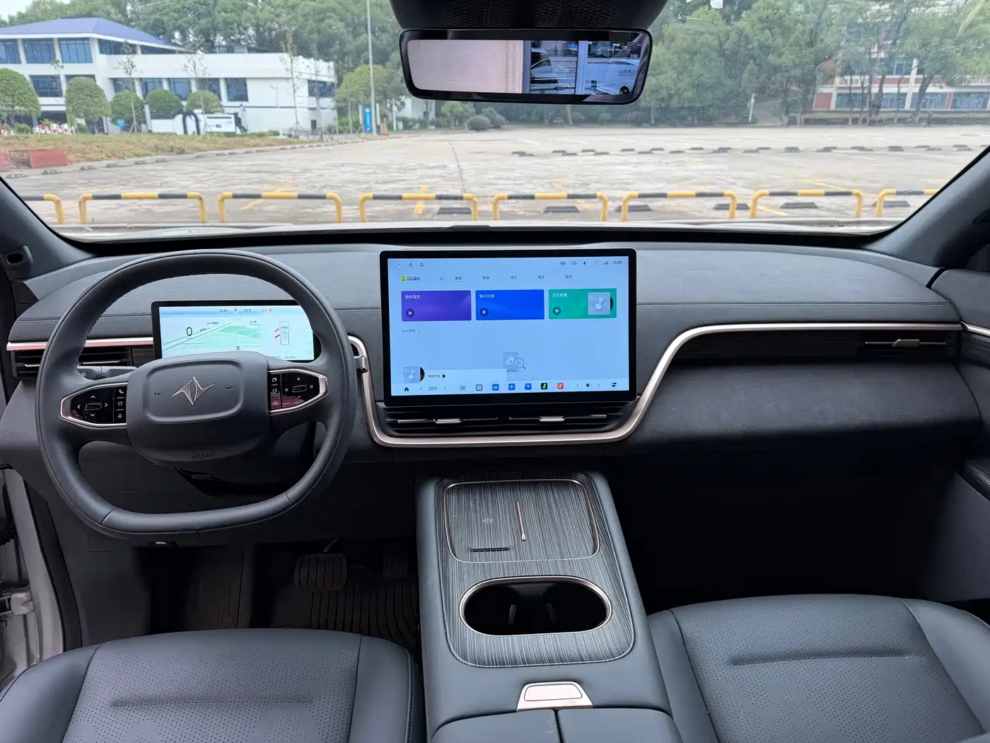 Dongfeng Yipai eπ008 2025 2024 636Max Pure Electric 6-Seater