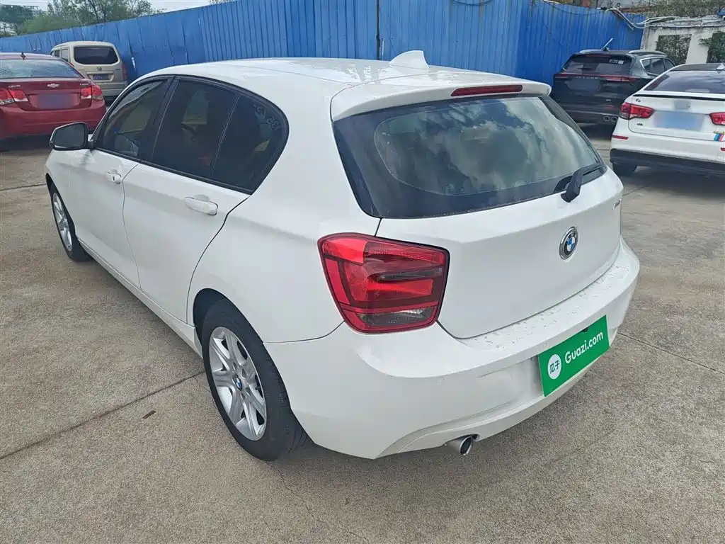 BMW 1 Series (Import) 2013 Facelift 116i Leading Model фото 5