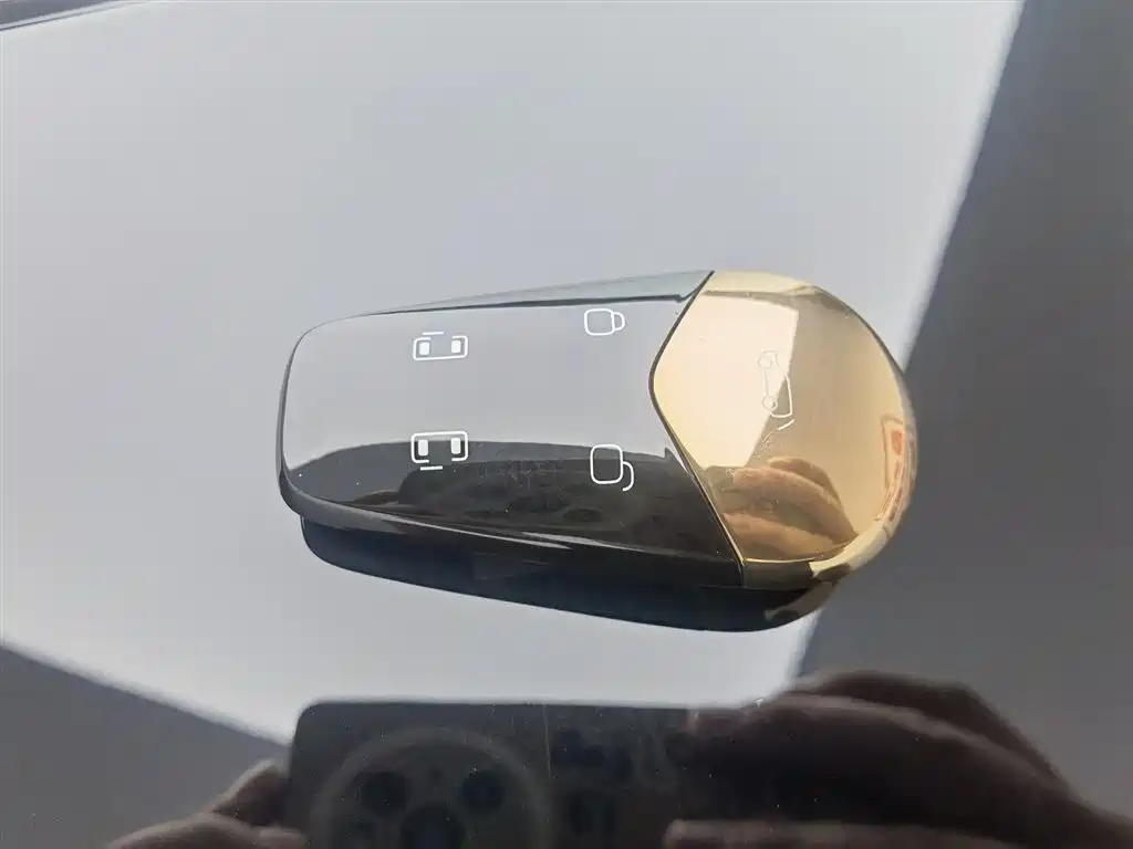 Voyah Auto Voyah Dreamer 2026 PHEV Qiankun Pro фото 19