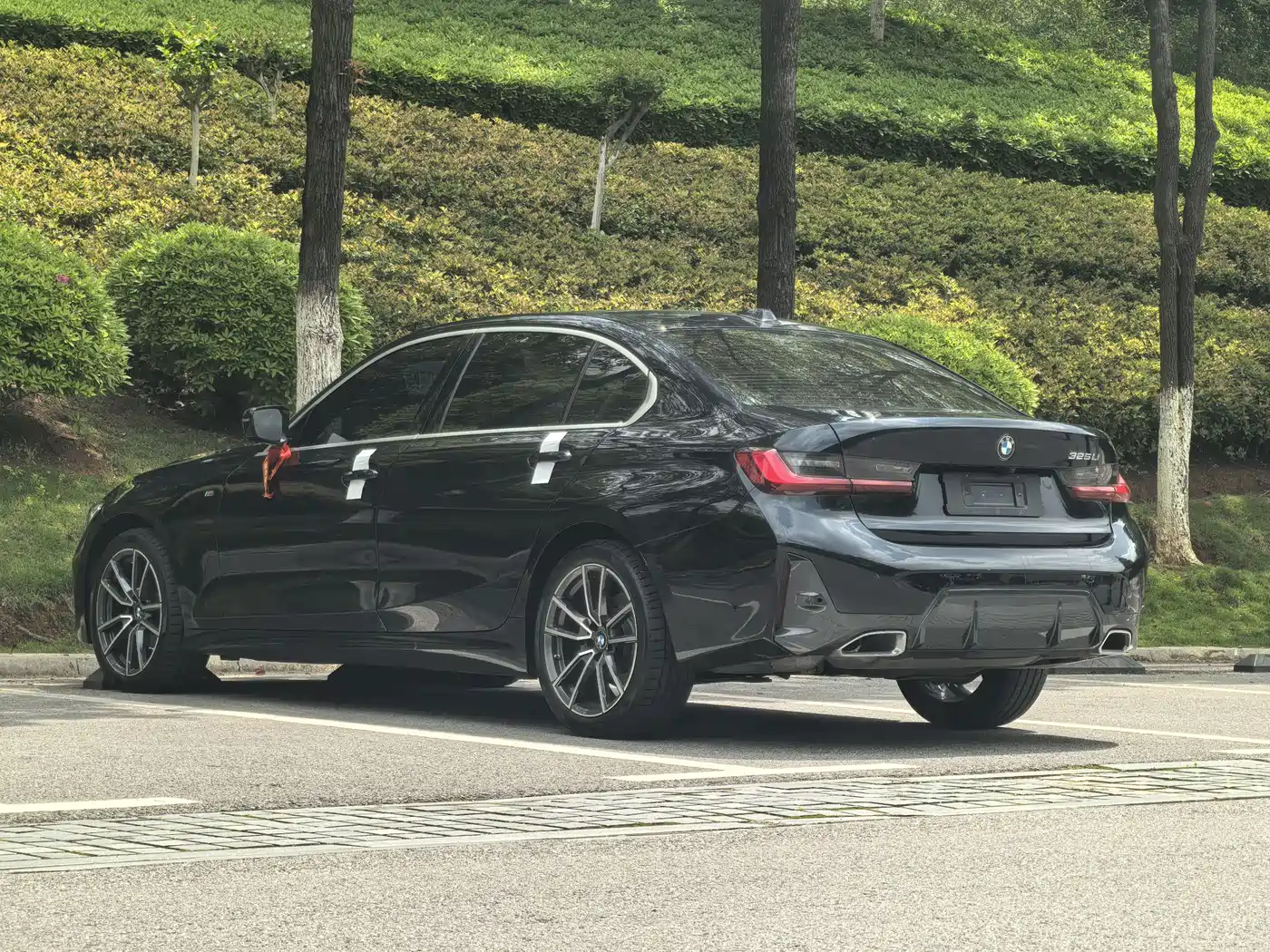 BMW 3 Series 2024 325Li M Sport Package фото 13