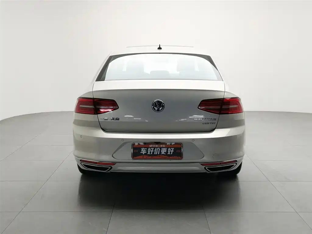 Volkswagen Magotan 2019 330TSI DSG Luxury Class China VI фото 4