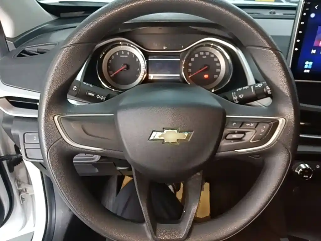 Chevrolet Volando 2019 2018 530T Auto Sport Edition (5+2 seater) China V