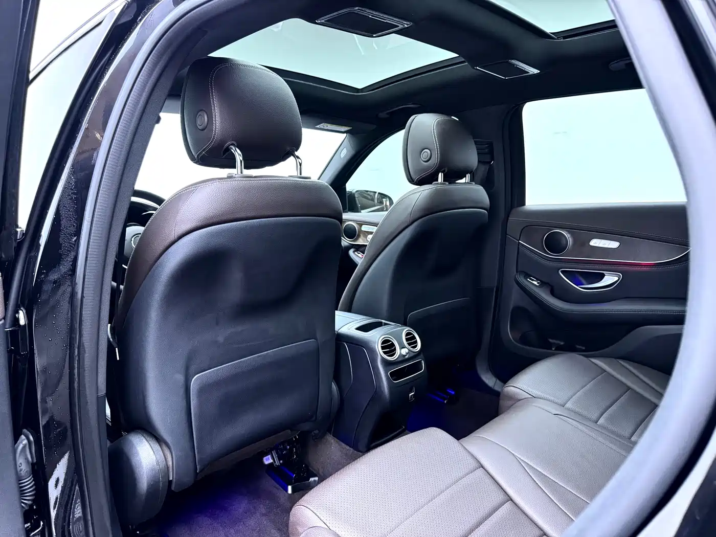 Mercedes-Benz GLC 2020 Facelift GLC 260 L 4MATIC Luxury фото 17