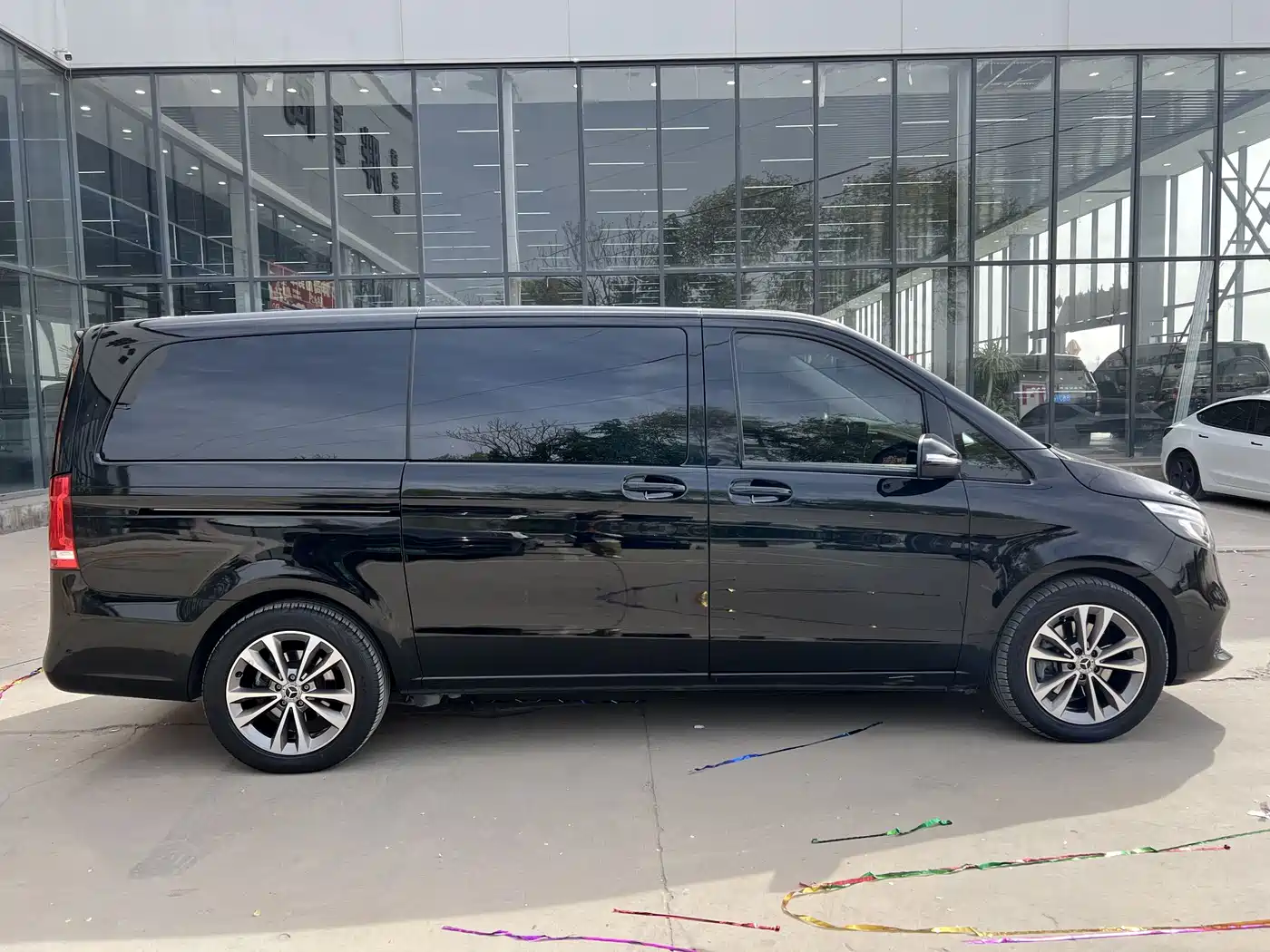 MERCEDES-BENZ V CLASS