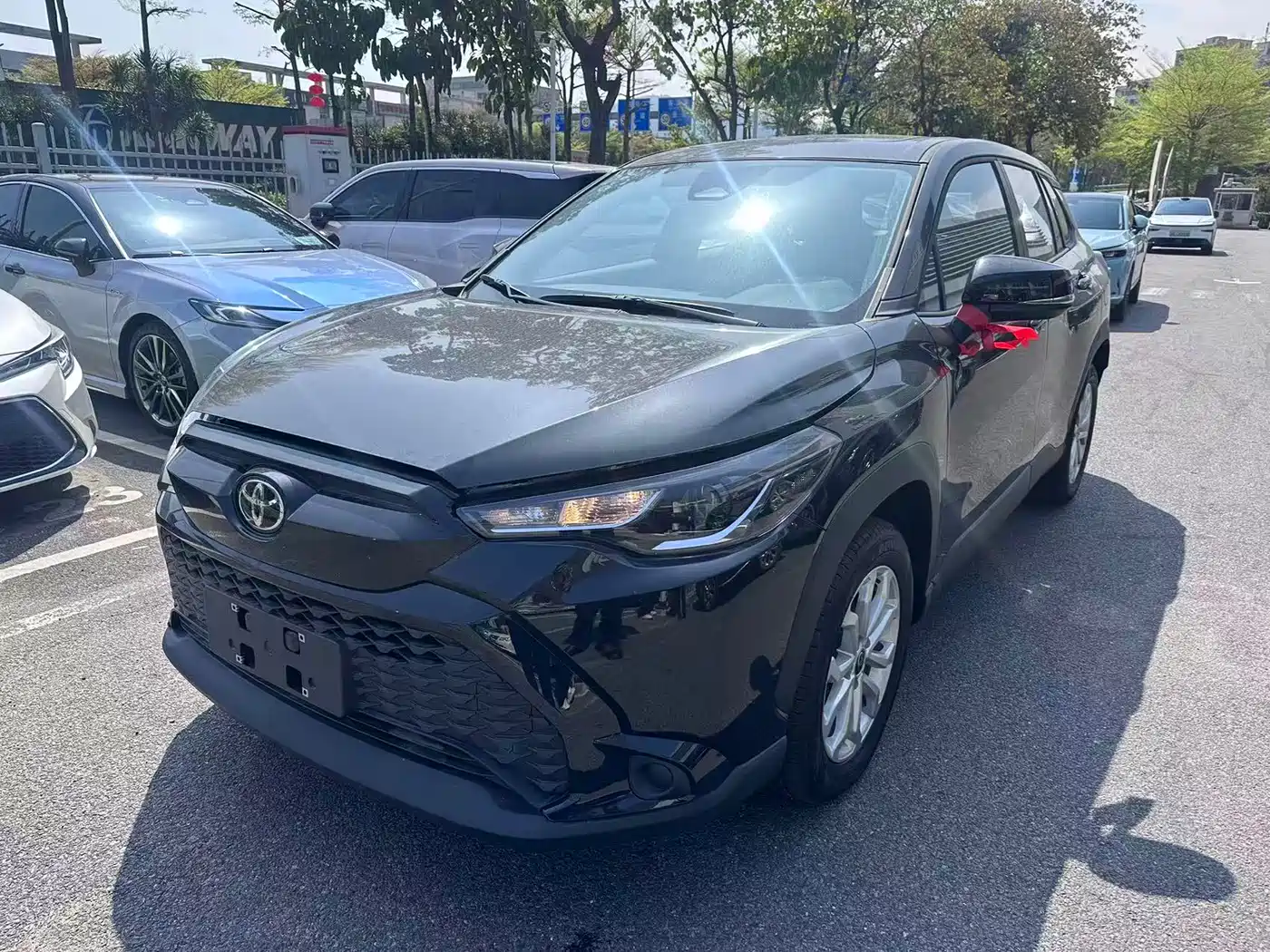 Toyota Frontlander 2024 2.0L CVT Leading Edition