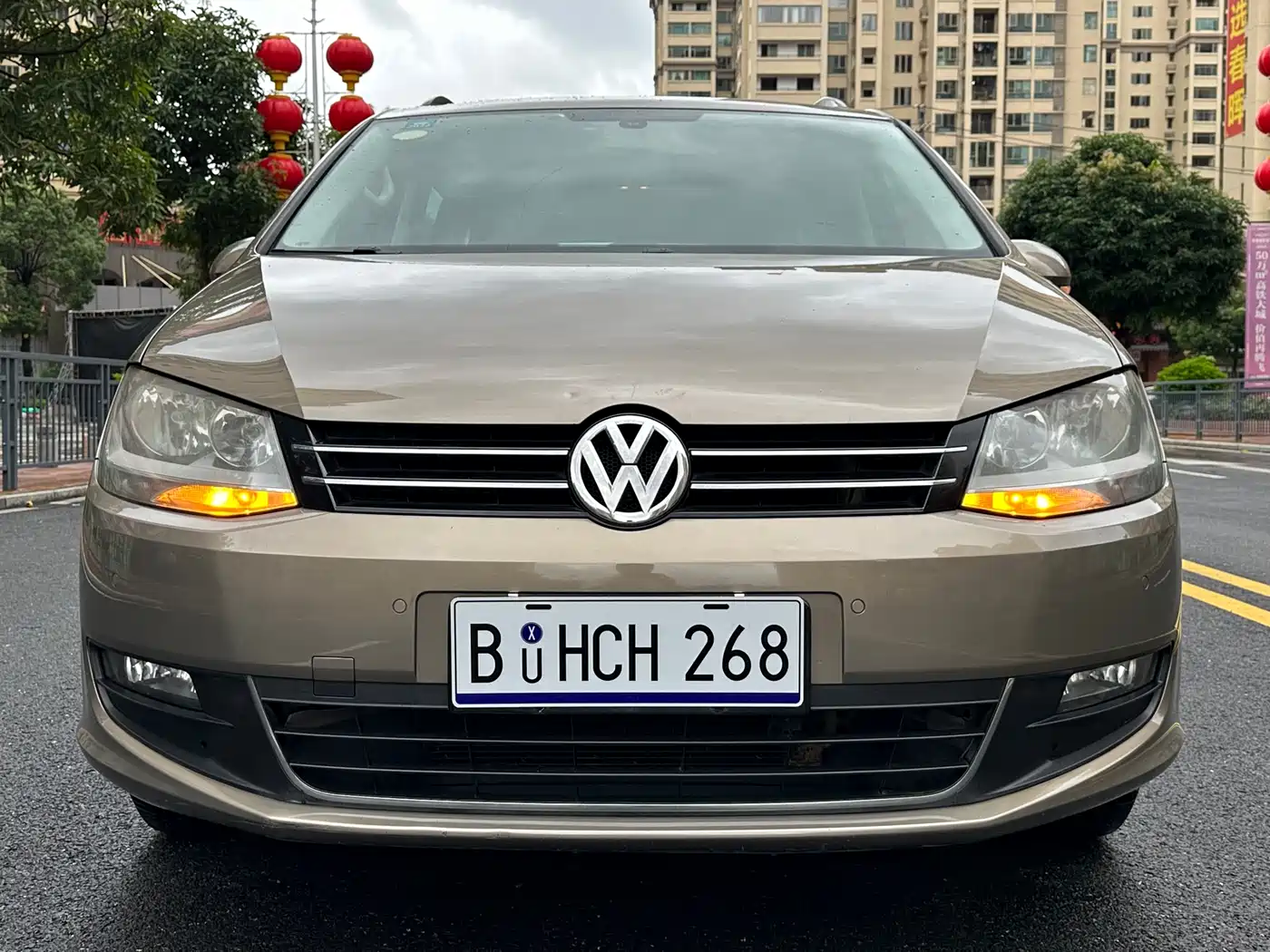 Volkswagen Sharan 2015 1.8TSI Comfort фото 2