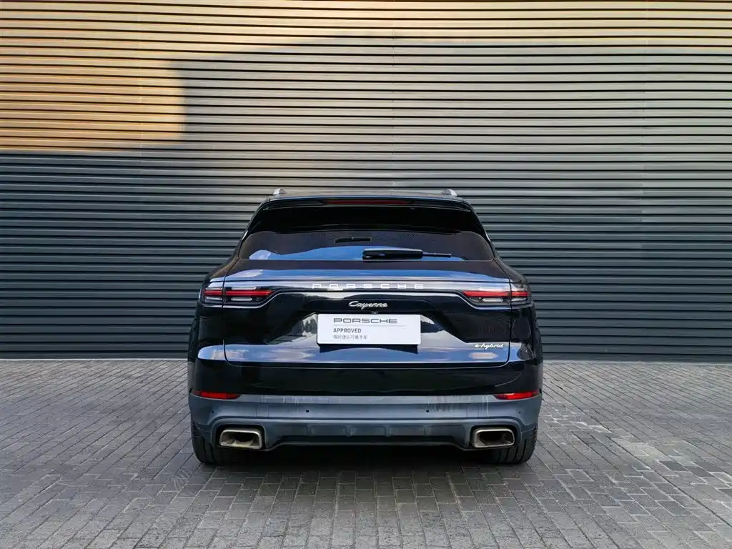 صورة 9 - Porsche Cayenne New Energy