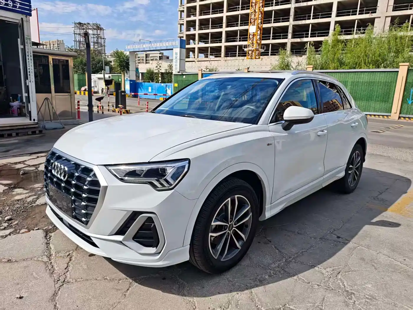 Фото 1 - Audi Q3