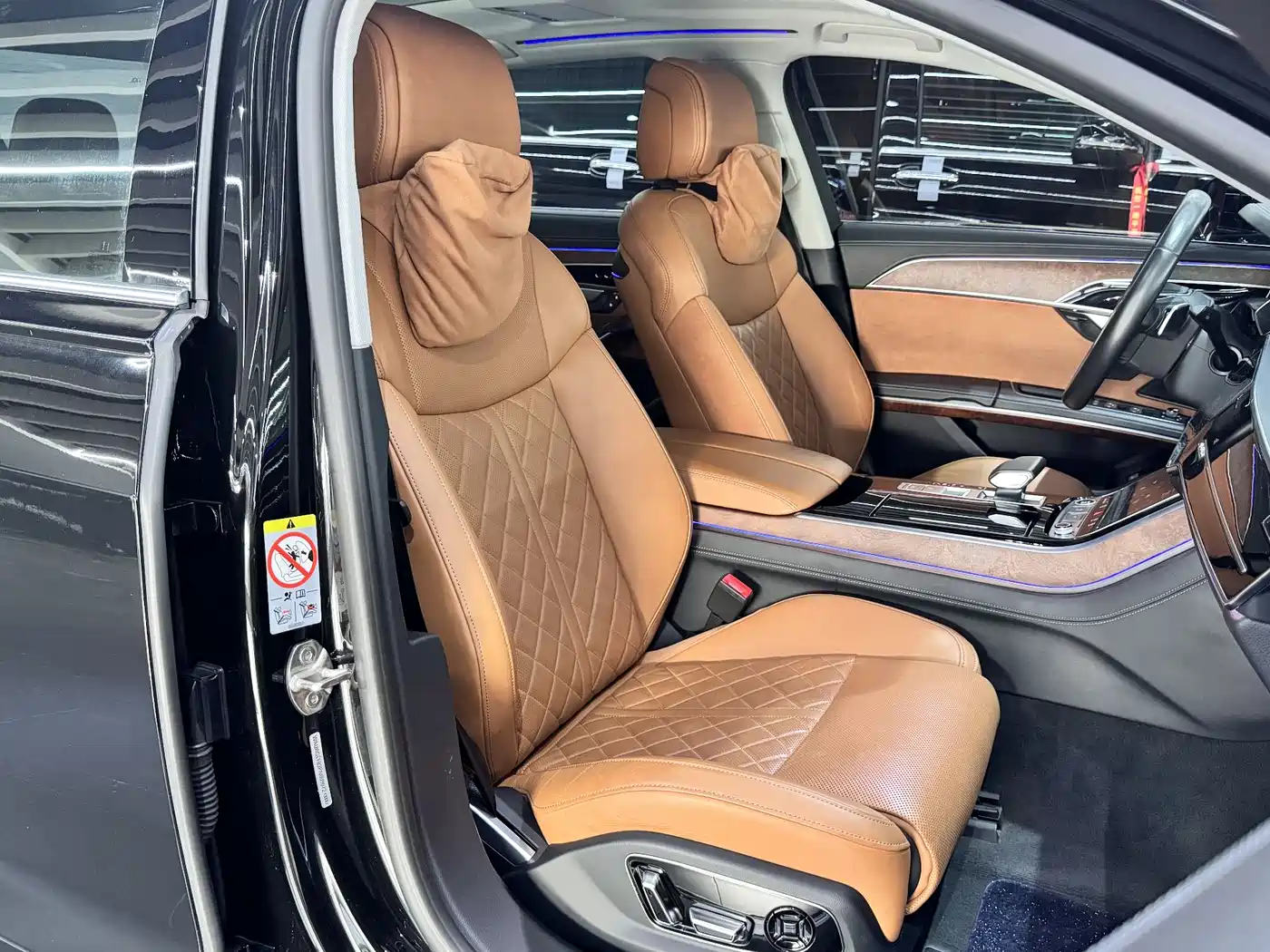 Audi A8 2023 A8L 50 TFSI quattro Premium фото 11