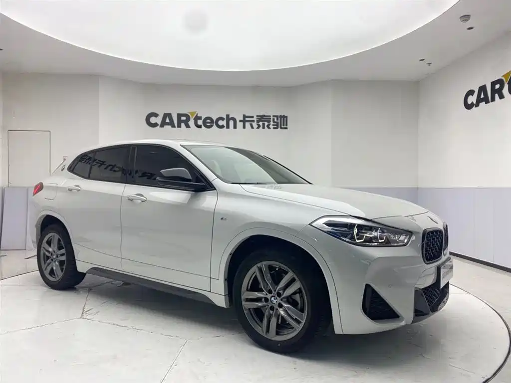 BMW X2 2023 sDrive25i M Sport Shadow Edition фото 2