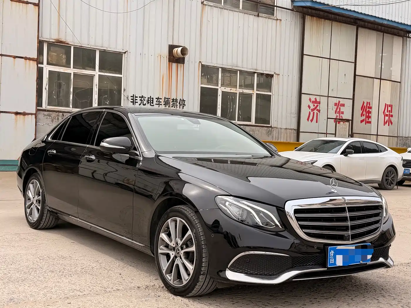 Mercedes-Benz E-Class 2019 E 300 L Luxury фото 3