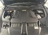 Photo 15 - Porsche Cayenne New Energy