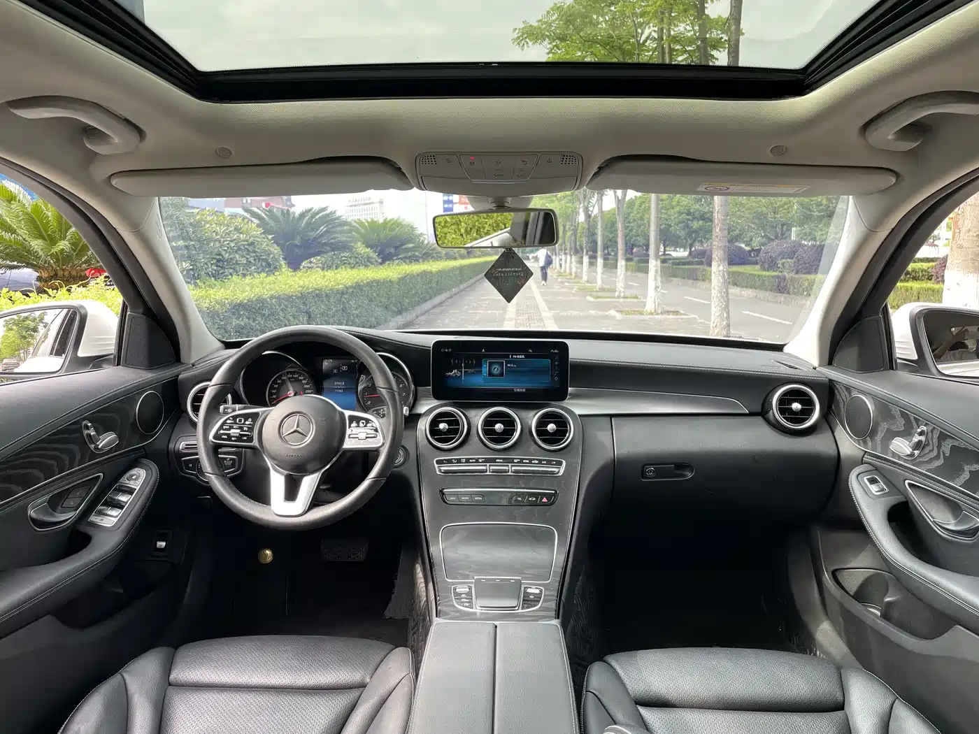 Mercedes-Benz C-Class 2019 C 180 L Fashion Sport Edition фото 13