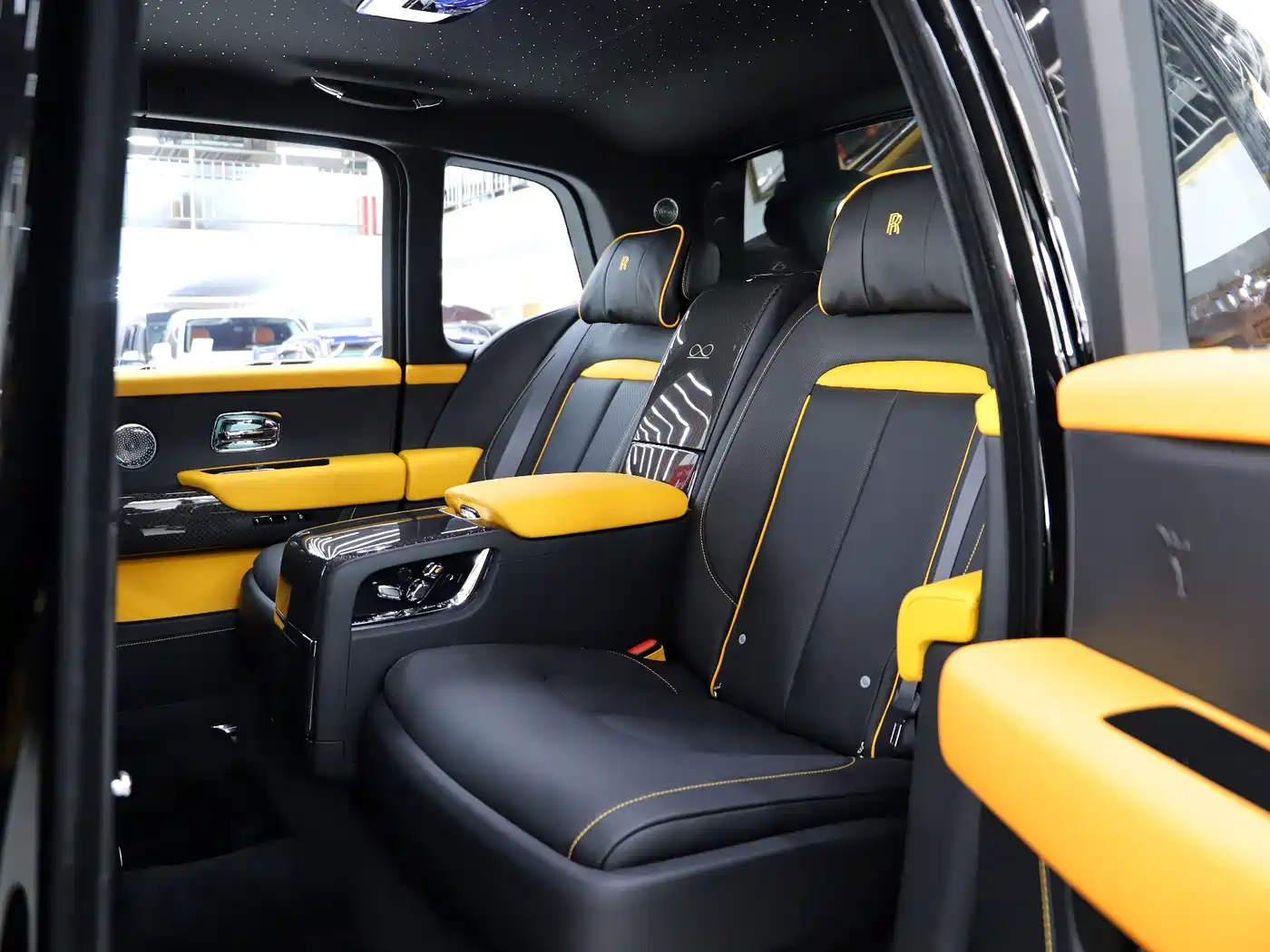 ROLLS-ROYCE CULLINAN