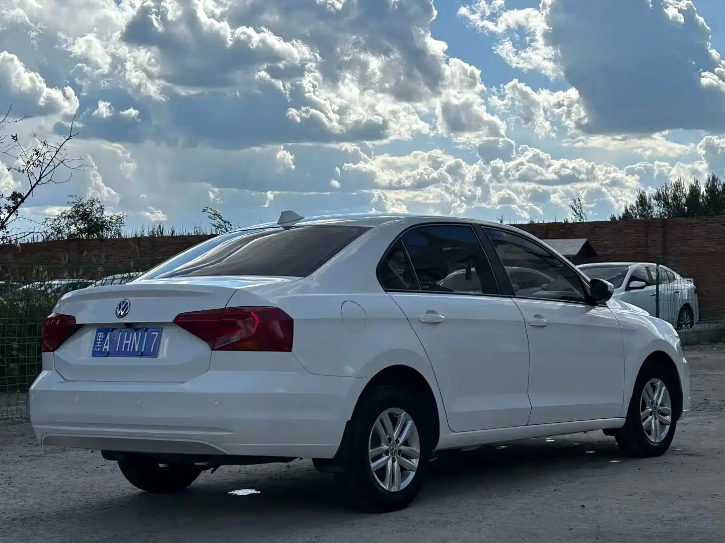 Фото 4 - Volkswagen Jetta