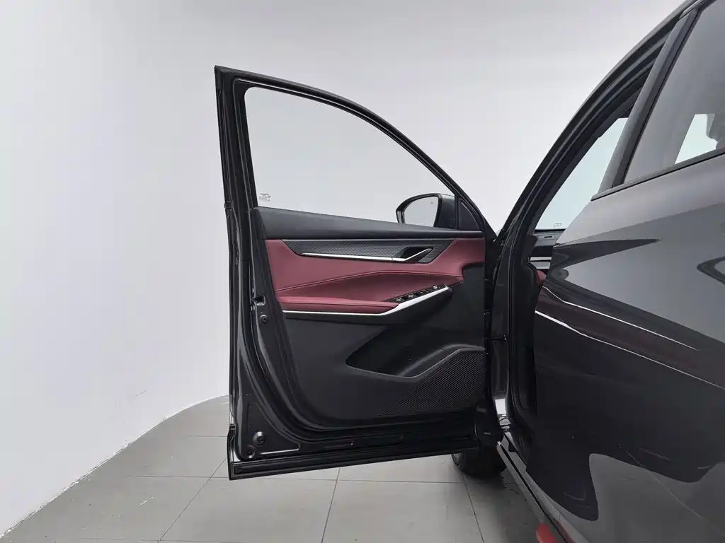 Photo 8 - Changan CS75 PLUS