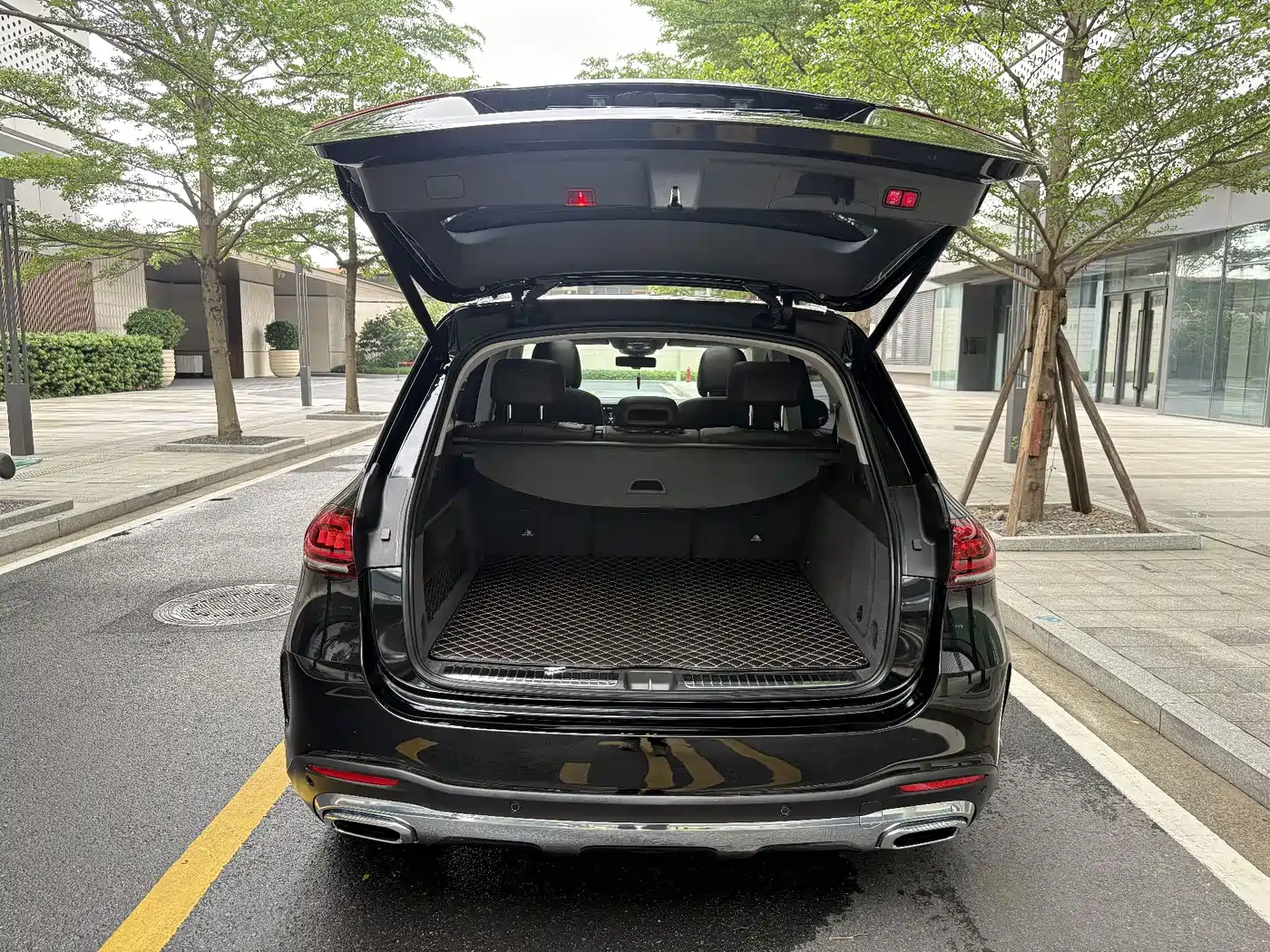 Mercedes-Benz GLE 2020 Facelift GLE 350 4MATIC Fashion Special Edition фото 25