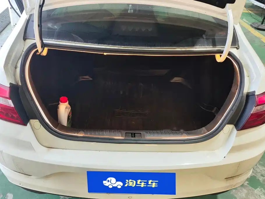 Geely Vision 2020 2019 Upgrade 1.5L CVT Luxury China VI