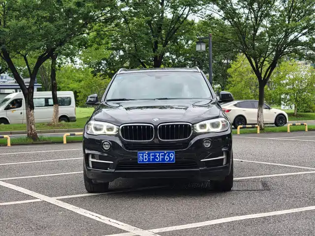 BMW X5 (Import) 2014 xDrive35i Leading — фото 2