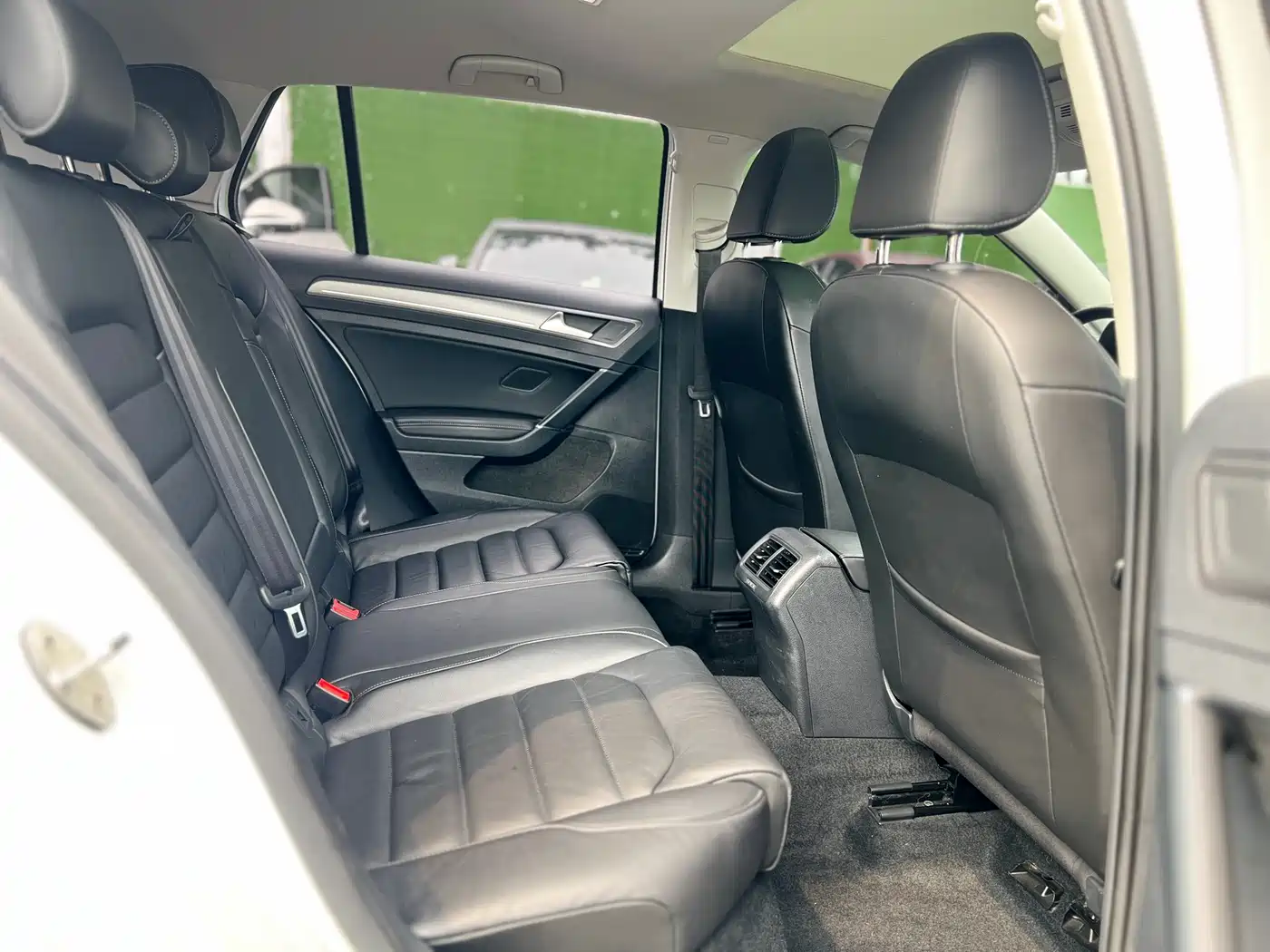Volkswagen Golf 2016 230TSI Automatic Luxury фото 11